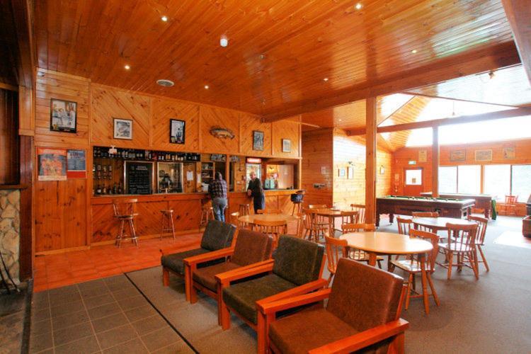 Bronte Park Highland Cottages Bagian luar foto